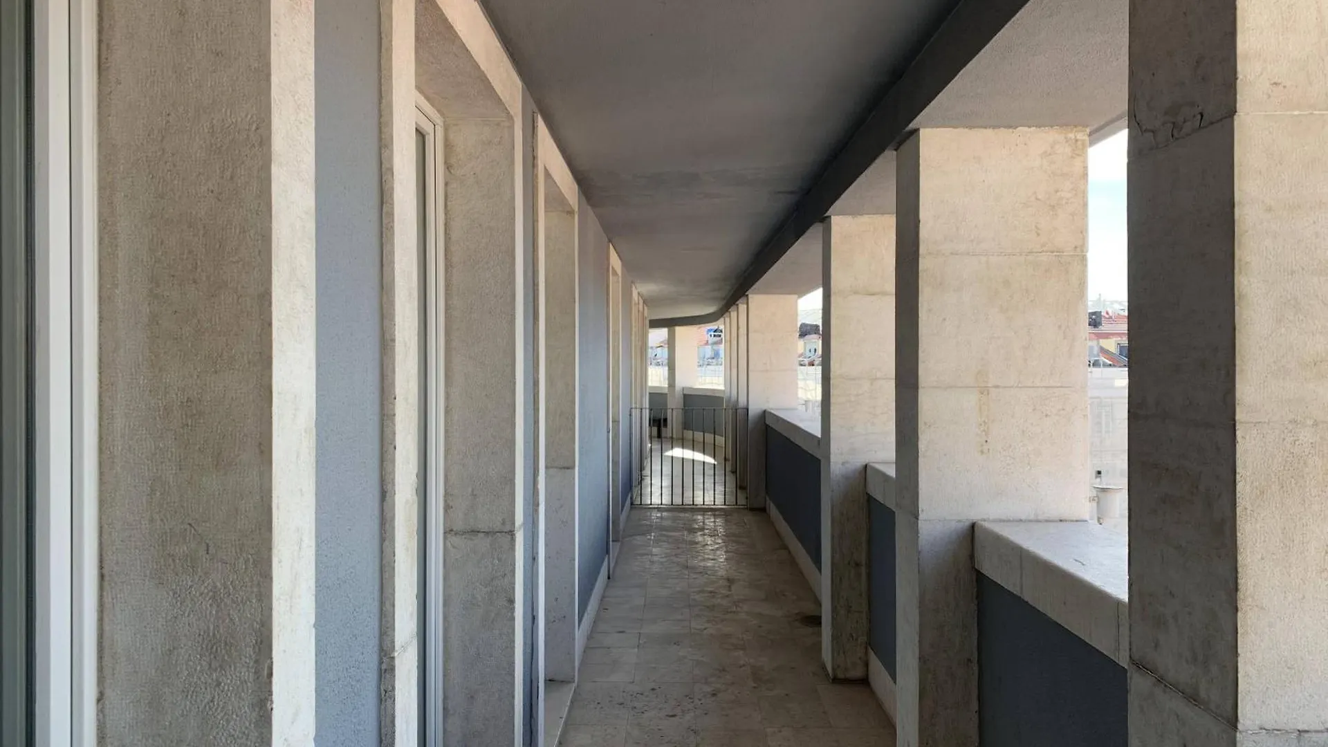 Lisbon Finestay 8 Building Apt With Balcony And City View 0*,  Португалия
